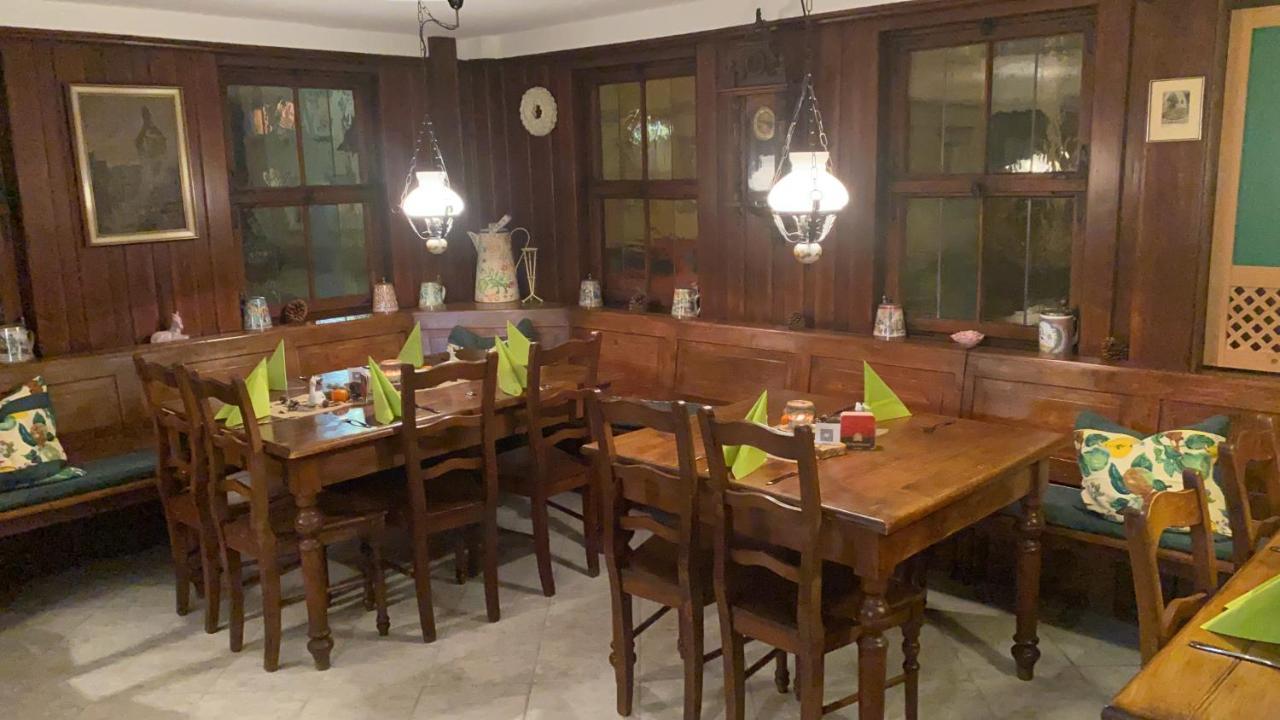 Gasthaus Roessle Bretzfeld ภายนอก รูปภาพ
